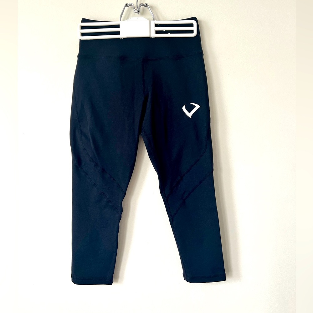 Violate the Dresscode Fitness Capri
